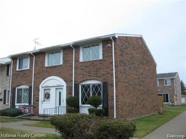 15175 RAPHAEL , Warren, Mi 48088