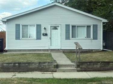 33 E Brockton Avenue , Madison Heights, Mi 48071
