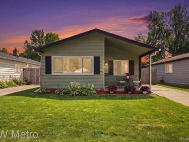 1762 E Granet Avenue , Hazel Park, Mi 48030