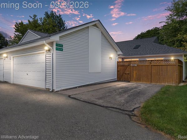 9500 Marina Court, White Lake Township, Mi 48386