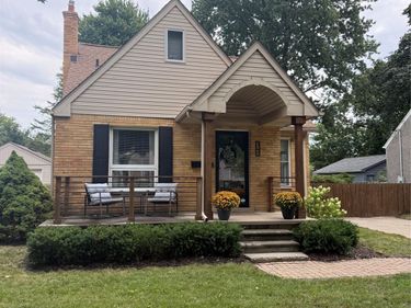 347 S Marias Avenue, Clawson, Mi 48017
