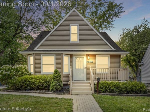 2219 Royal Avenue, Berkley, Mi 48072