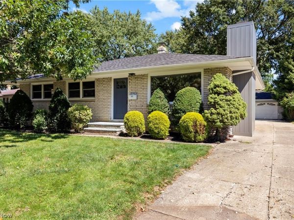 3815 Spencer Road, Rocky River, OH 44116
