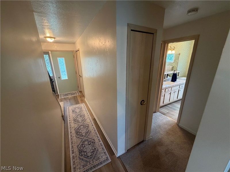 8595 Band Drive , Garfield Heights, OH 44125 Photo 10