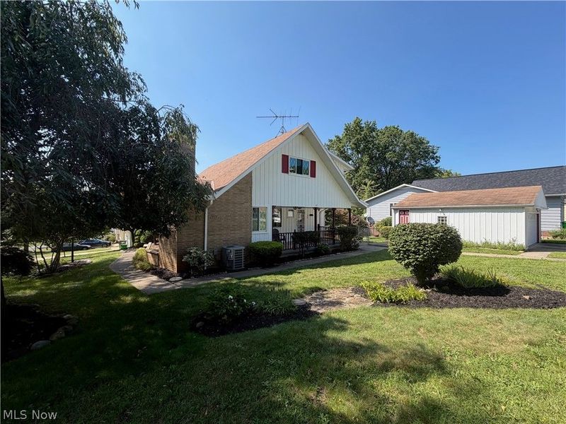 8595 Band Drive , Garfield Heights, OH 44125 Photo 36