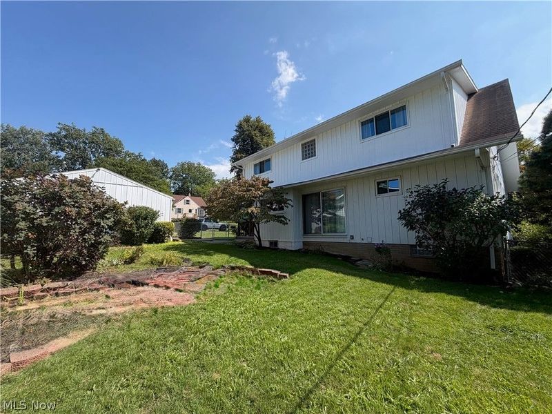 8595 Band Drive , Garfield Heights, OH 44125 Photo 41