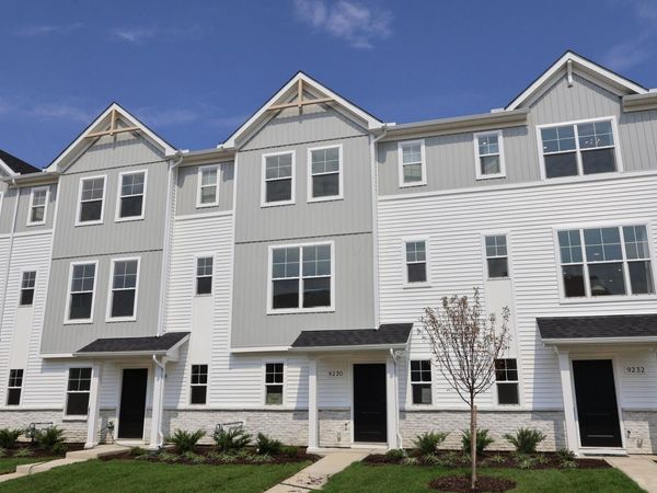 9230 Mount Drum Alley, Reynoldsburg, OH 43068