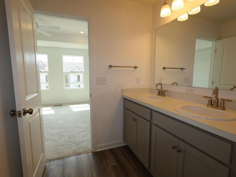 9230 Mount Drum Alley, Reynoldsburg, OH 43068 Photo 15