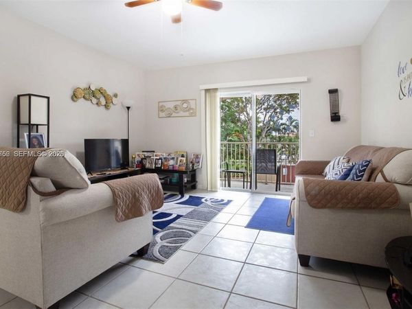 911 Hillcrest Ct , Unit 7, Hollywood, FL 33021