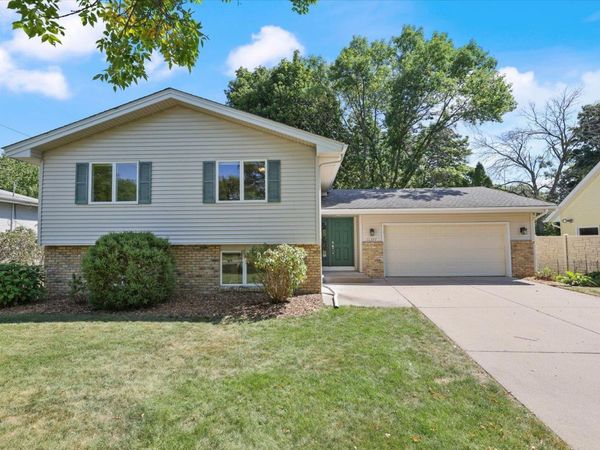 11377 Lily Street NW, Coon Rapids, MN 55433