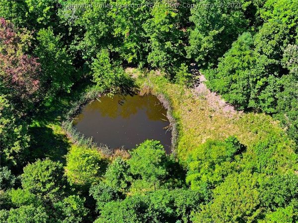 2882 Falling Rock Road, Clendenin, WV 25045