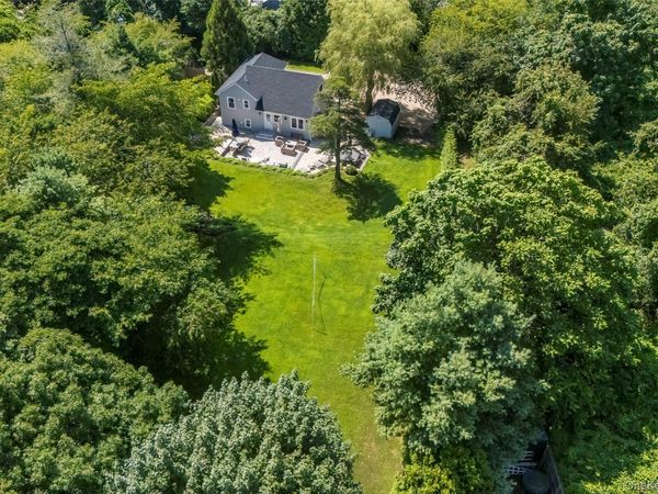 845 County Road 39 , Southampton, NY 11968