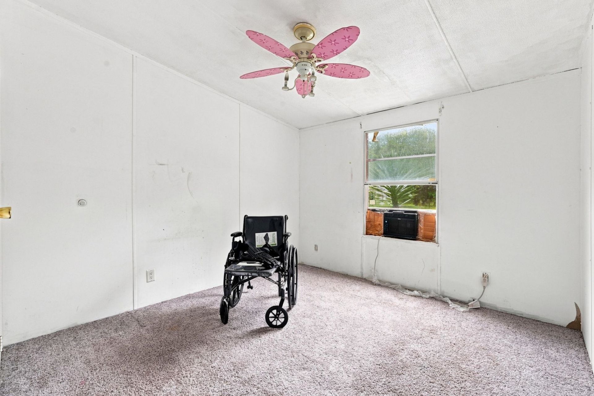 4540 Holland St.  Photo 31