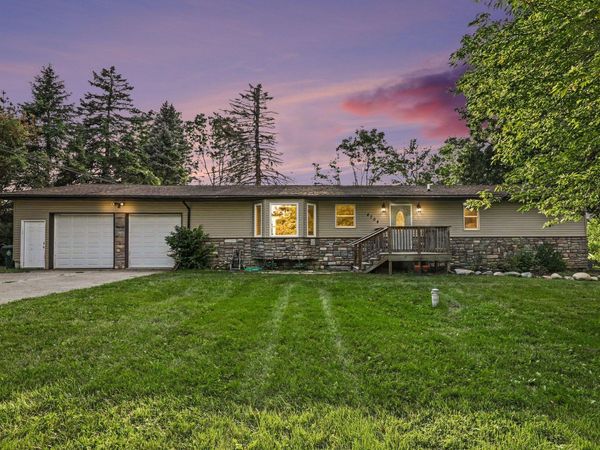 4704 Rohr Road, Lake Orion, MI 48359