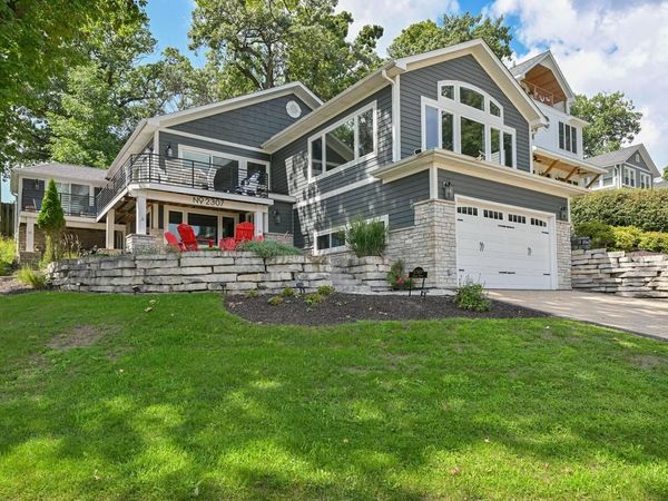 2307 Cedar Point DRIVE, Delavan, WI 53115
