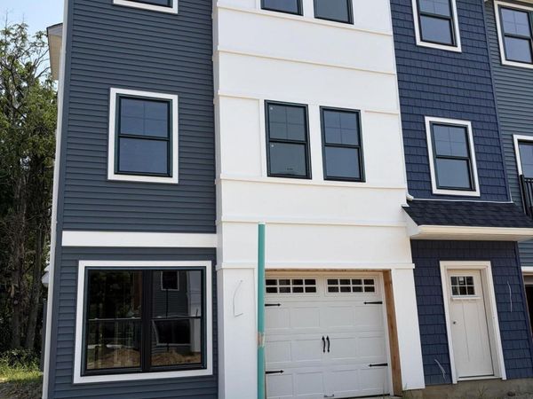 11 Bonus Ct, Sayreville, NJ 08872