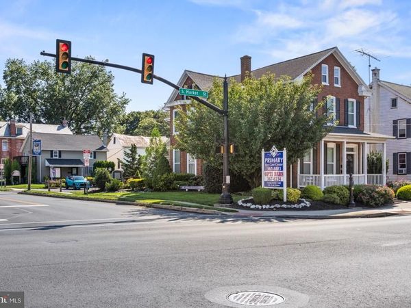 405 S MARKET STREET, ELIZABETHTOWN, PA 17022