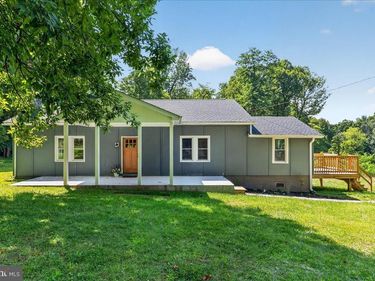315 EAGLE ROCK LANE , BLUEMONT, VA 20135