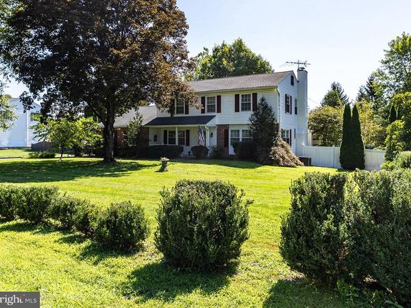 28 VALLEY VIEW DRIVE , FOUNTAINVILLE, PA 18923