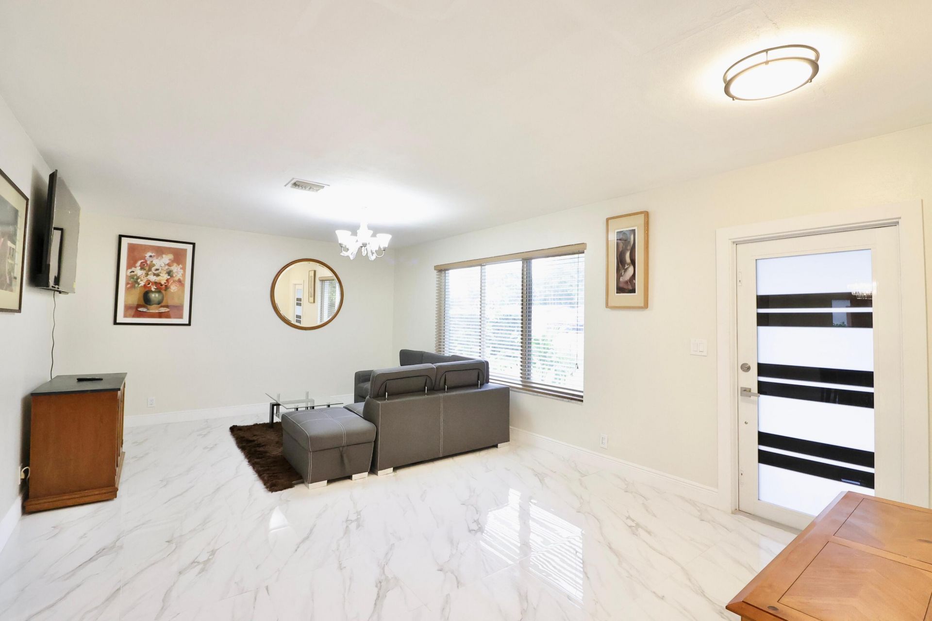 842 NE 154th Street, Miami, FL 33162 Photo
