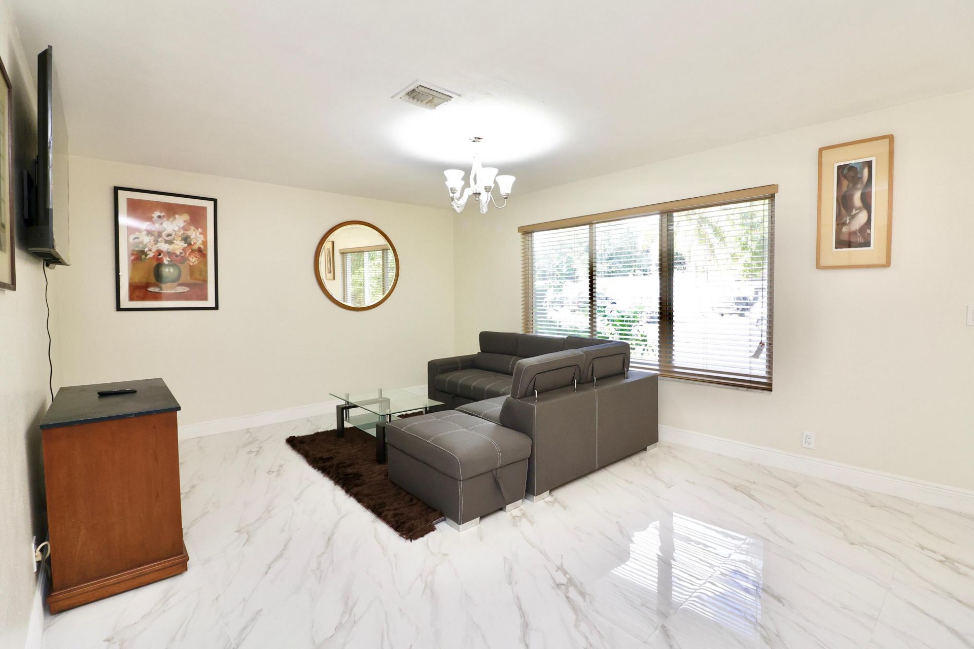 842 NE 154th Street, Miami, FL 33162 Photo