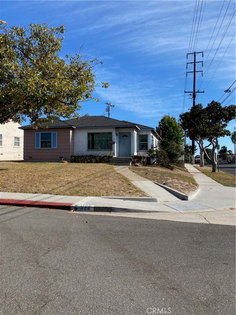1100 E Acacia Avenue, El Segundo, CA 90245 Main Photo