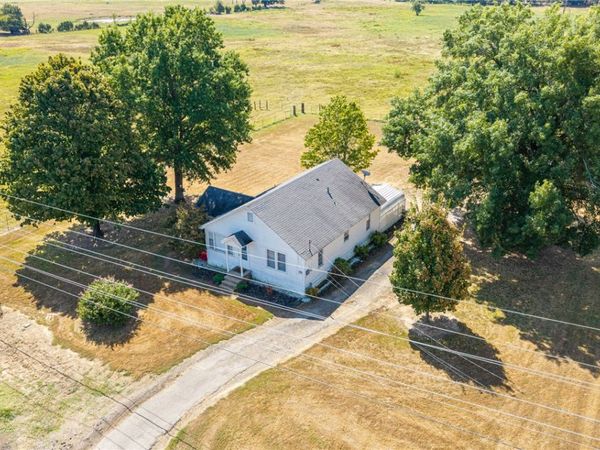 4905 Highway 64 , Alma, AR 72921