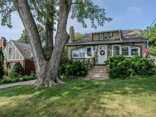 3711 Franklin Avenue , Des Moines, IA 50310