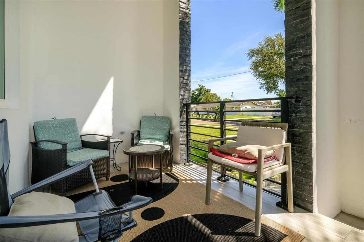 6396 18th Street N, Saint Petersburg, FL 33702 Photo