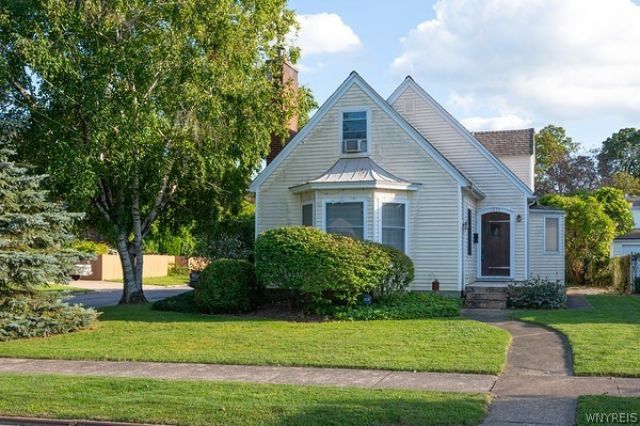 1275 Wyoming Avenue, Niagara Falls, NY 14305 Main Photo
