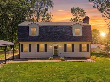 227 Oakland Dr., Madison Heights, VA 24572