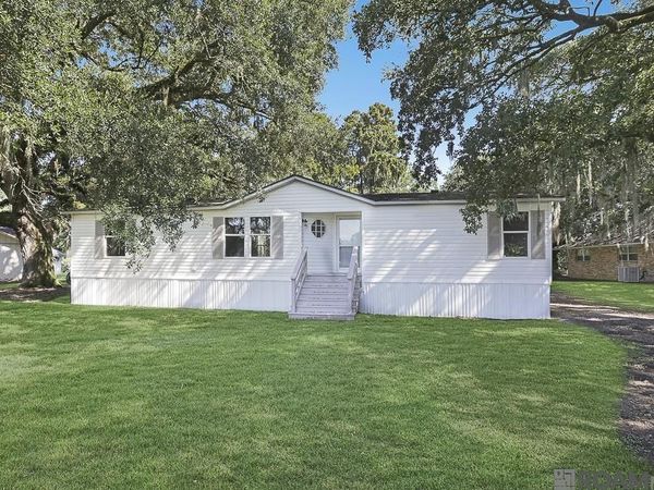 45254 La Hwy 429, St Amant, LA 70774