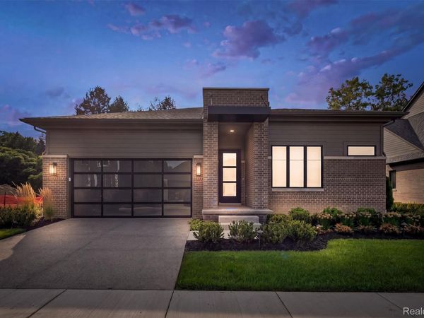 4182 Prescott Park Circle, West Bloomfield Township, Mi 48323