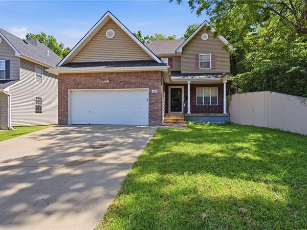 3939 Highland Avenue, Kansas City, MO 64110