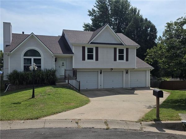 413 N SAVAGE Court, Independence, MO 64050
