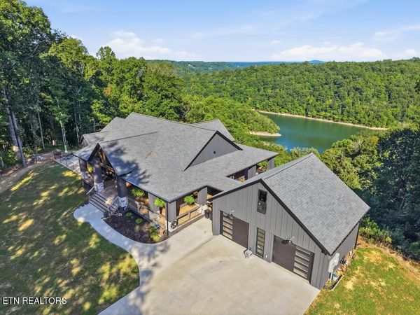 1200 Pine Orchard Rd, Smithville, TN 37166