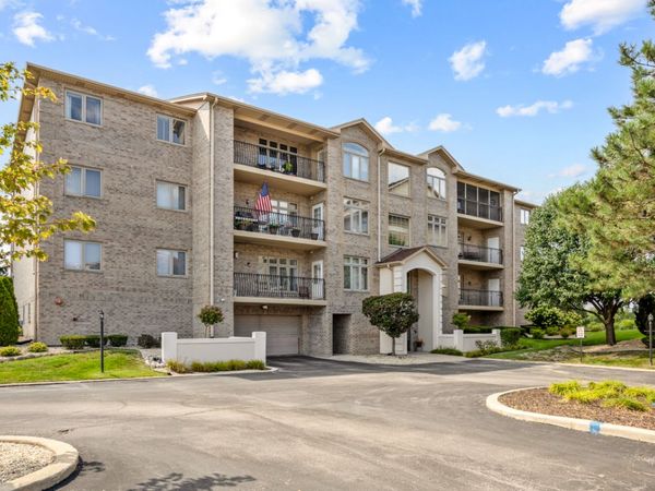 18650 Pine Lake Drive , Unit 1D, Tinley Park, IL 60477