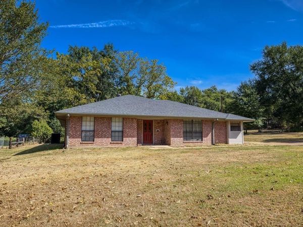 2299 Farm to Market 2574, Palestine, TX 75803