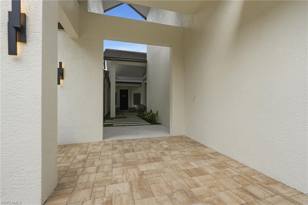 2751 68th St Sw, Naples, FL 34105 Photo