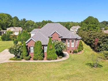 5120 Bartizan Drive, Holly Springs, NC 27540