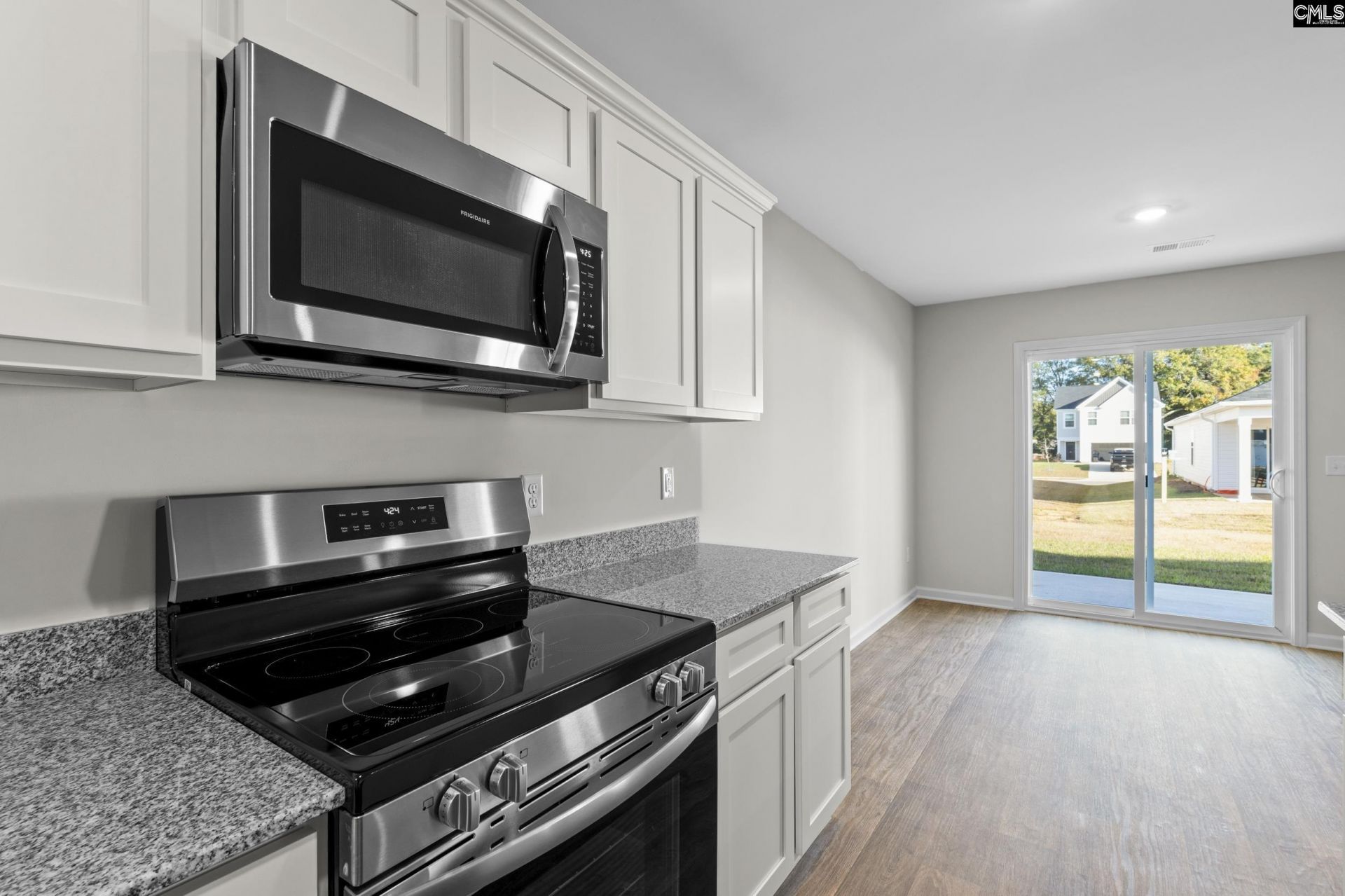 595 Corkscrew Lane  Photo 4