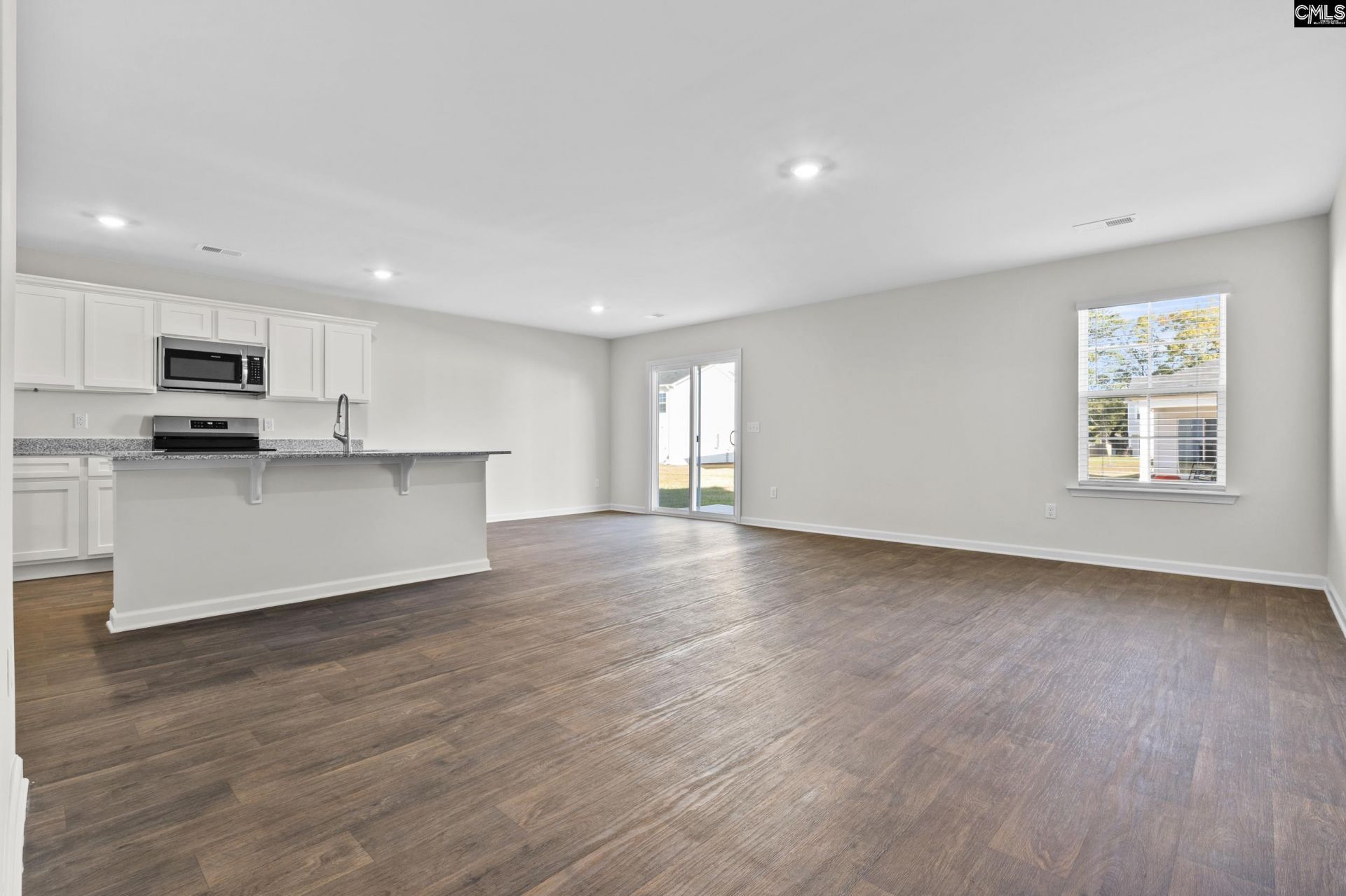 595 Corkscrew Lane  Photo 8