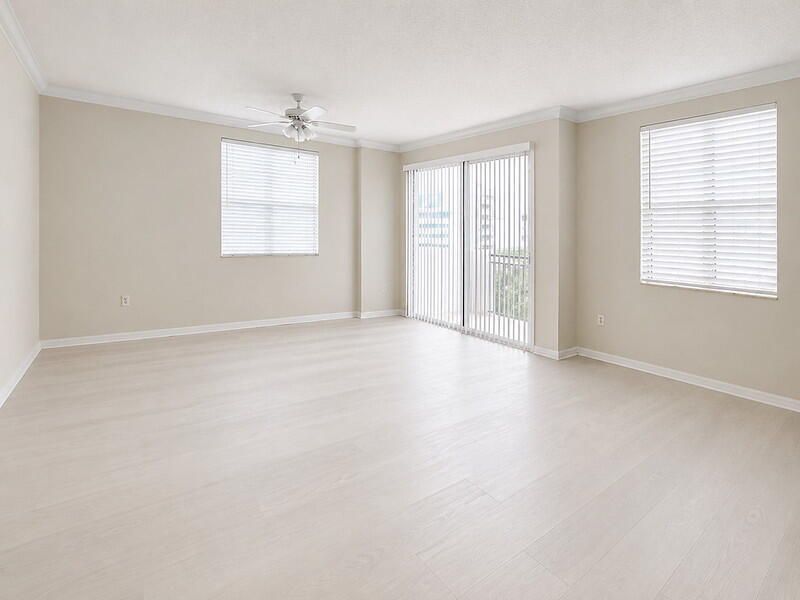 616 Clearwater Park Road, Unit 513, West Palm Beach, FL 33401 Photo