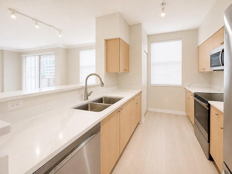 616 Clearwater Park Road, Unit 513, West Palm Beach, FL 33401 Photo