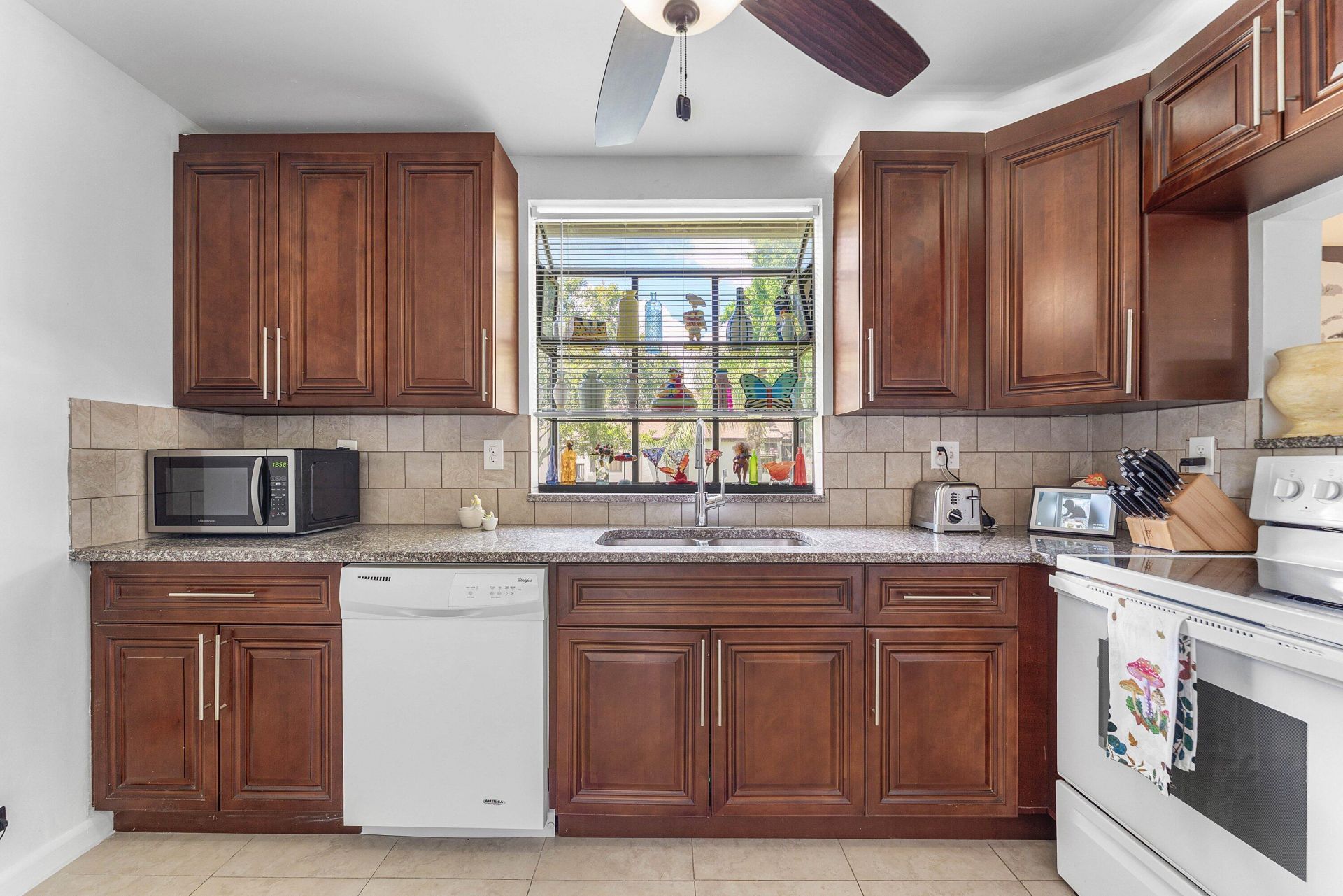 5040 Rose Hill Drive, Unit 206, Boynton Beach, FL 33437 Photo