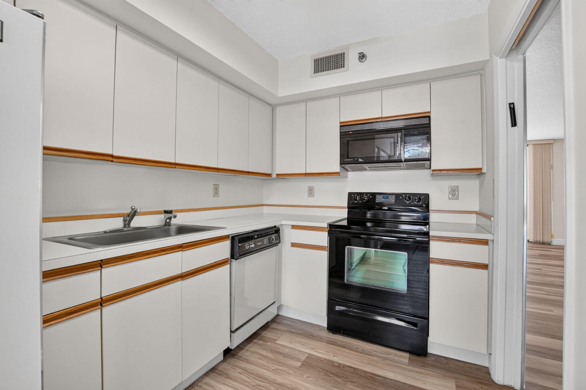 7201 Promenade Drive, Unit 101, Boca Raton, FL 33433 Photo
