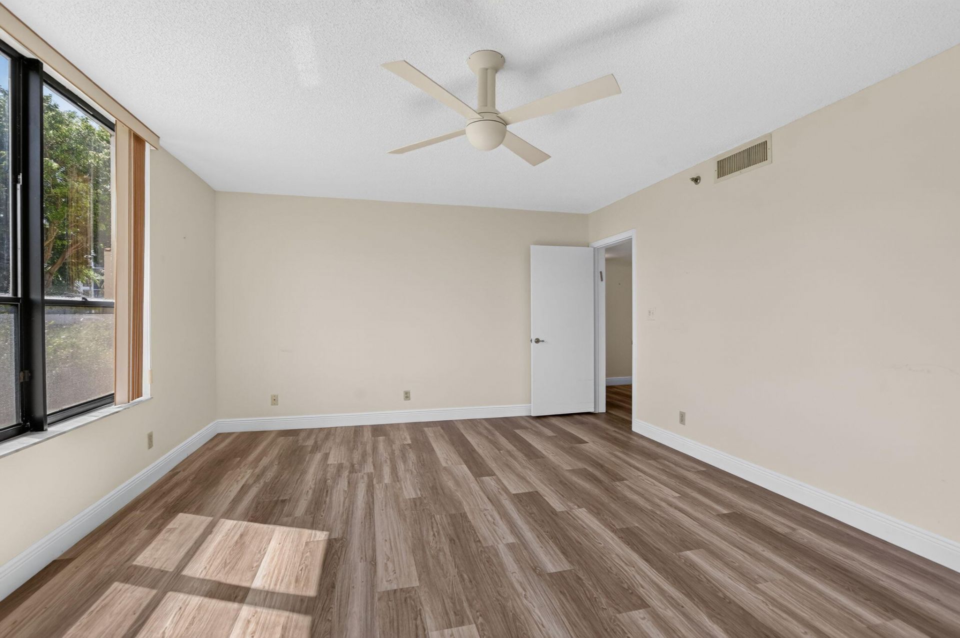 7201 Promenade Drive, Unit 101, Boca Raton, FL 33433 Photo