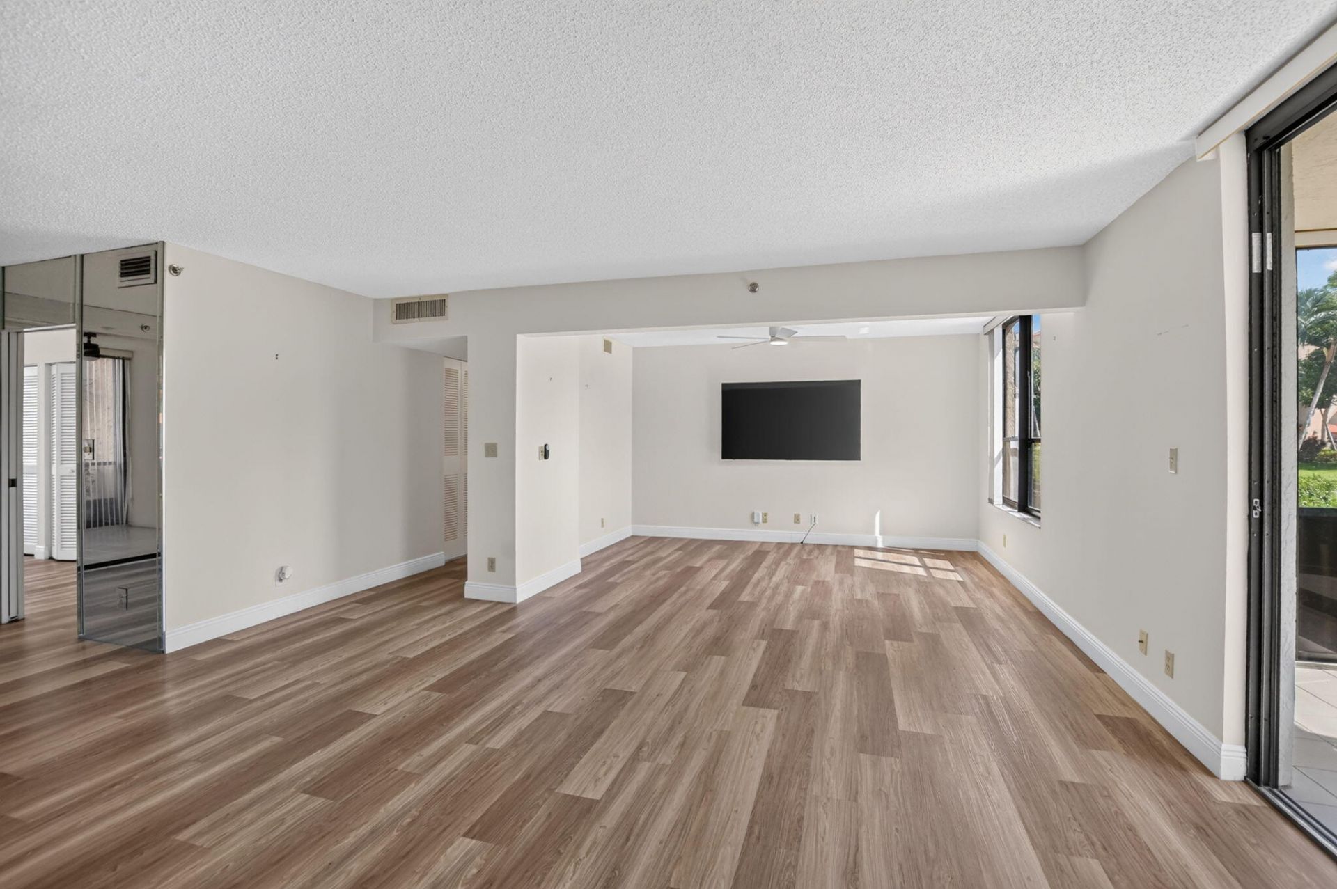 7201 Promenade Drive, Unit 101, Boca Raton, FL 33433 Photo