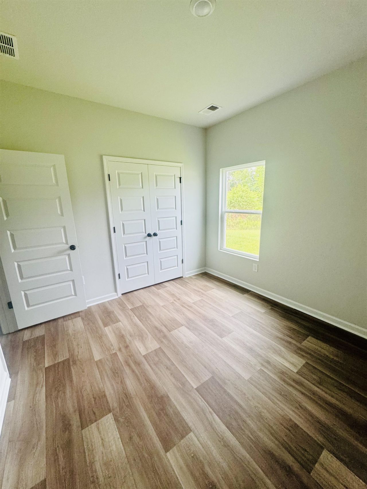 409 Sweet Vernal St Photo 14
