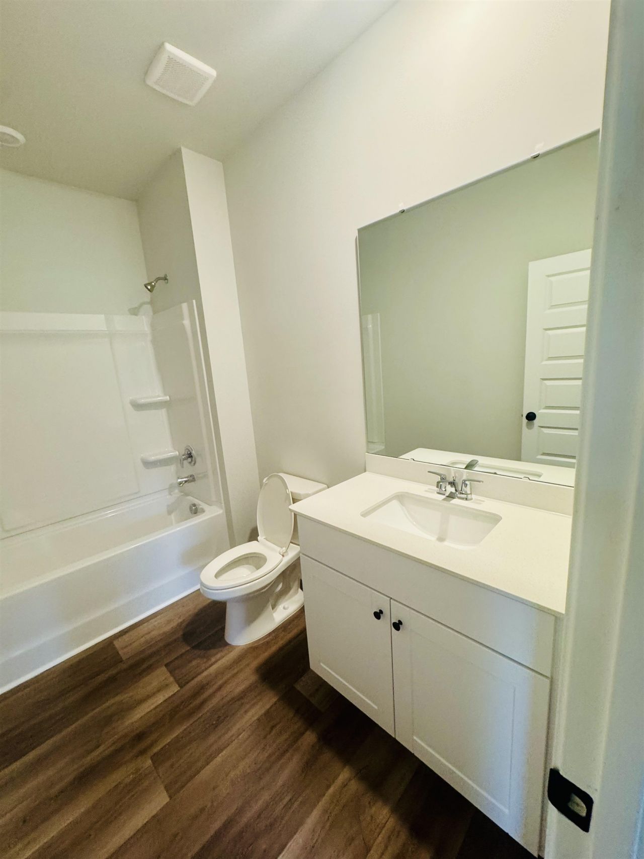 409 Sweet Vernal St Photo 16